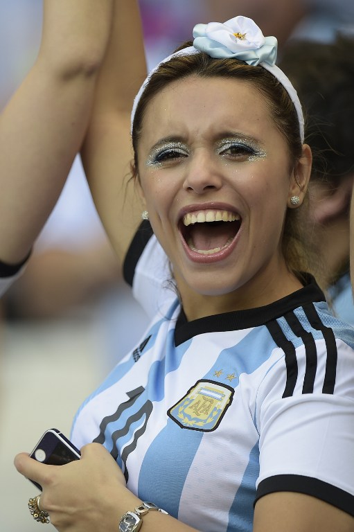 Argentinas-iranies-fans-2.jpg