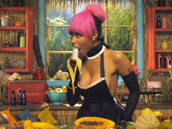 Nicki-Minaj-Anaconda-Video-06