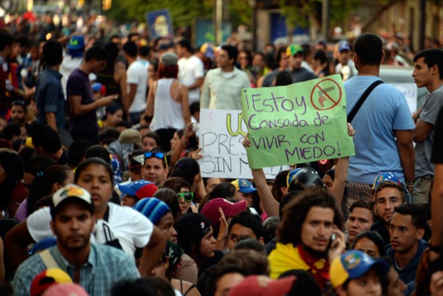 Este jueves los estudiantes continuaron en las calles (Foto AFP)