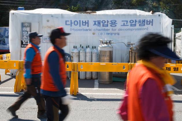 A hyperbaric chamber is seen at a port at a port where family members of missing passengers of the sunken passenger ship Sewol are gathered in Jindo