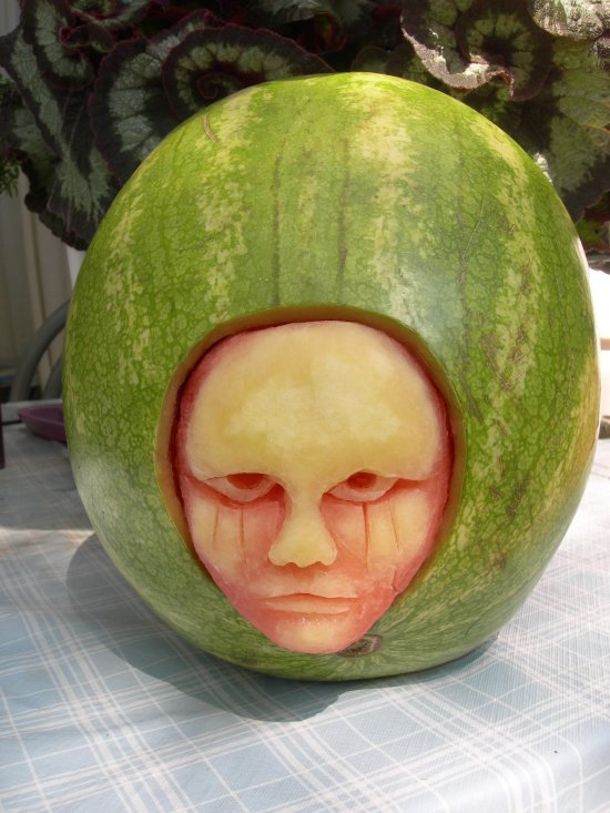 watermelon-carving-16