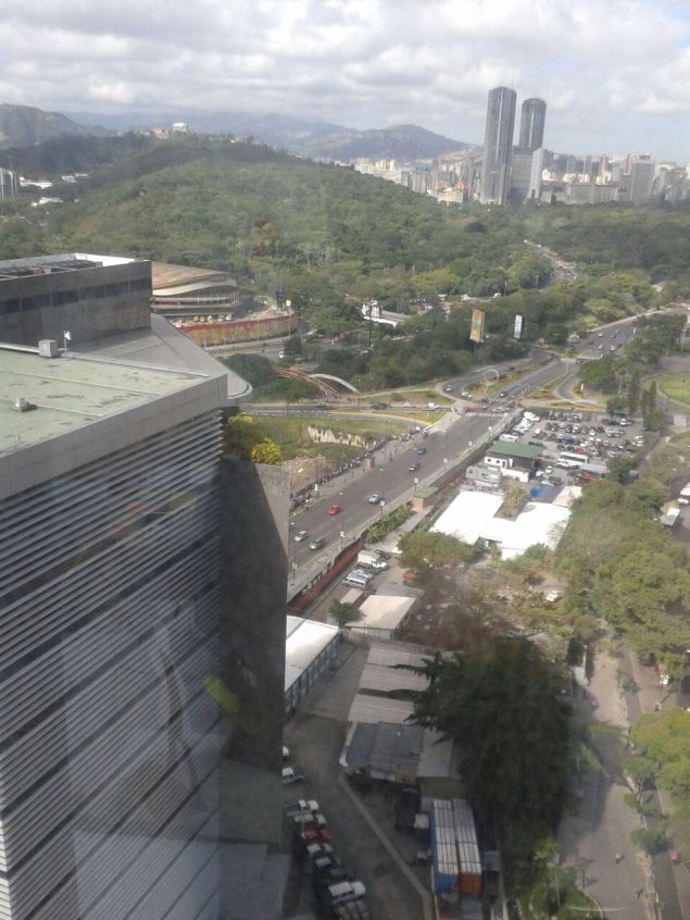 cola bicentenario plaza venezuela