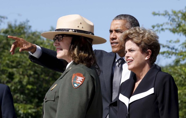 Los presidente de Estados Unidos, Barack Obama, y de Brasil, Dilma Rousseff, visitan el memorial de Martin Luther King Jr.