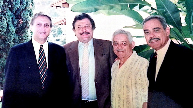 De izquierda a derecha: Luis E. Giusti, Presidente de Maravan S.A.; Alberto Quirós Corradi, Director de El Nacioanl; Alberto Morán Pacheco, jubilado Maraven y Alberto Morán Bohórquez, Gte. Adm. PARC Maraven / Foto DMB