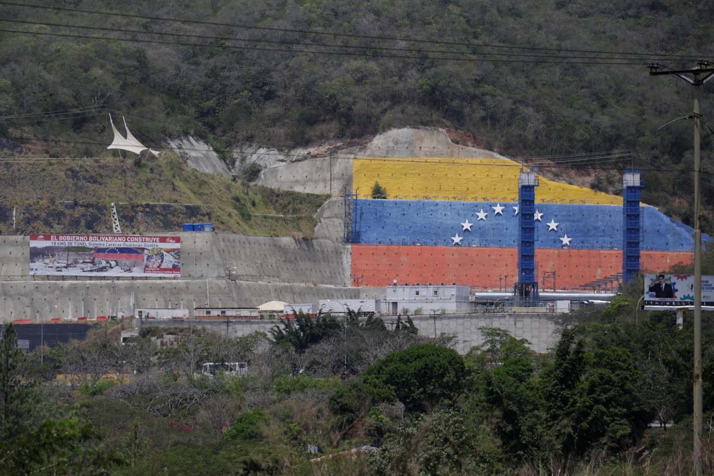 A view of a construction site by Odebrecht of the Caracas - Guatire metro rail project is seen in Guarenas, Venezuela March 28, 2017. Picture taken March 28, 2017. REUTERS/Marco Bello