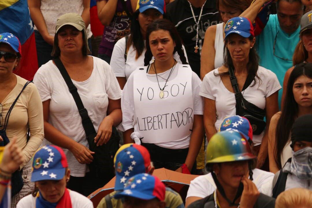 Rosario por la paz de Venezuela / Foto: Wil Jiménez