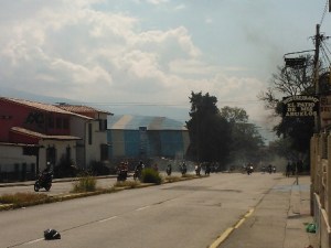 Quince estudiantes heridos tras disturbios en Mérida