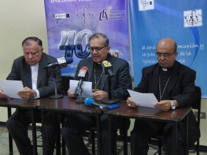 Iglesia pide dictamen de junta médica que informe sobre salud de Chávez