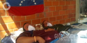 En Carabobo hay 2 estudiantes en huelga de hambre en rechazo a la interpretación del TSJ
