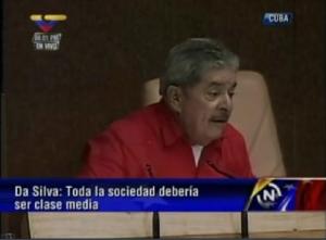 Lula se vistió de “rojo rojito” en homenaje a Chávez