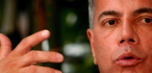Manuel Rosales asegura que mantiene firmes sus principios democráticos