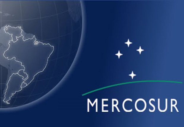 Cumbre social de Mercosur exige a Europa “explicaciones” por trato a Morales