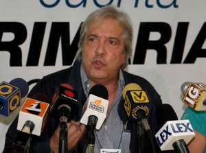 Oposición suspendió reunión con Insulza porque ya la tuvo en Chile