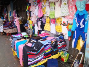 Empleo informal y persistente desigualdad prevalecen en América Latina