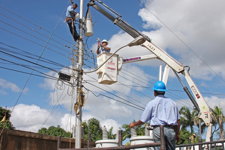 Restablecido servicio eléctrico en Ocumare de la Costa