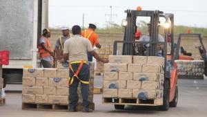 Autoridades en Falcón vigilan entrega de harina de maíz precocida