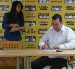 Catalán postuló su candidatura a las primarias de Primero Justicia
