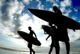 Liga Nacional de Surf forma jóvenes integrales