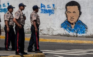 El Nuevo Herald: Presionan al gobierno para que emita fe de vida de Chávez