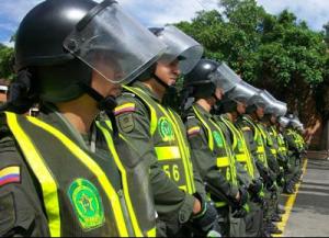 Policía de Colombia decomisa 250 kilogramos de explosivos cerca de Bogotá
