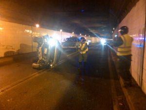 Camioneta volcada en Boquerón 1 genera fuerte retraso (Foto)