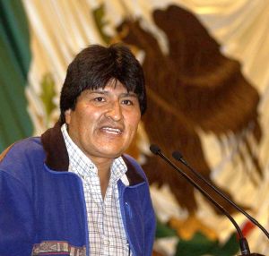 Bolivianos no quieren que aeropuerto de Oruro se llame Evo Morales