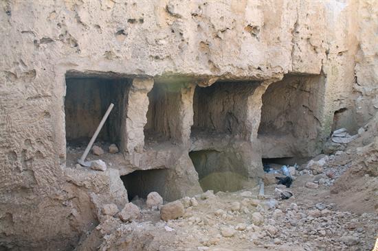 Descubren tumbas grecorromanas de hace 2.300 años en Alejandría