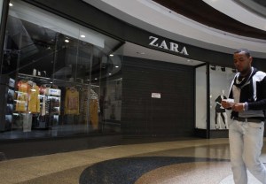 Tiendas Zara reabrirán, después de supervisión del Indepabis (Fotos)