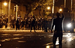 Un muerto y 216 heridos en los disturbios de ayer en Egipto