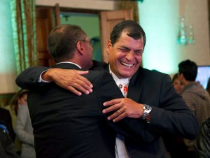 CNE ecuatoriano oficializó victoria de Correa