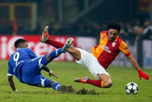 El Galatasaray sacó un valioso empate ante el Schalke 04