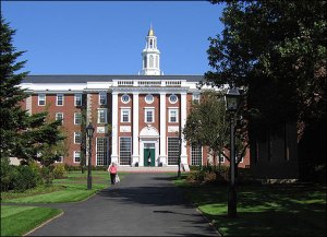 En Harvard botaron a 60 estudiantes por copiarse