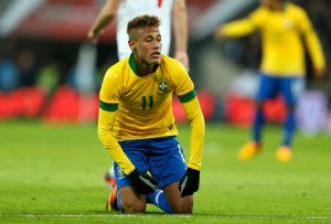 Neymar podría ser suspendido hasta por 15 juegos por conducta antideportiva