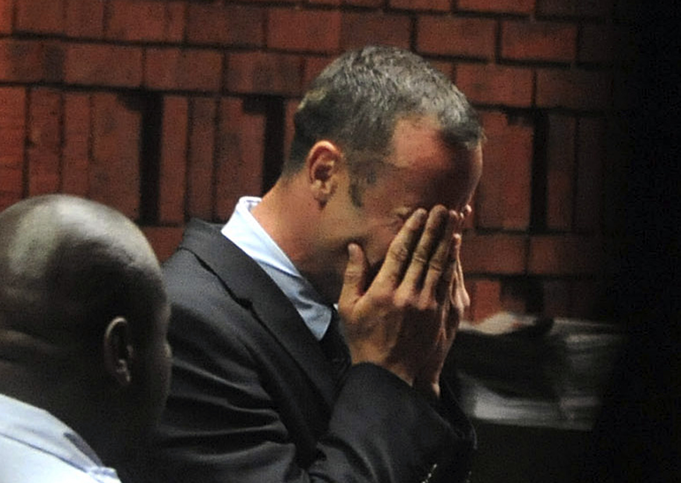 Salió a la luz conversación telefónica de Pistorius: maté a mi chica… Dios llévame