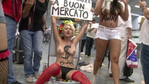 Militantes feministas protestan por turismo sexual (Fotos y Video)