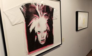 El arte pop más accesible de Warhol sale a la venta en una subasta “online”