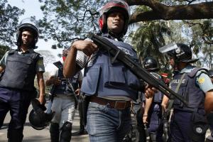 Al menos 23 muertos en disturbios tras la condena de un islamista en Bangladesh