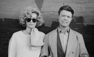 David Bowie enfrenta al pasado y a la fama con Tilda Swinton (VIDEO)