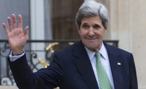 Kerry se despide de Benedicto XVI y promete trabajar por derechos humanos con nuevo papa
