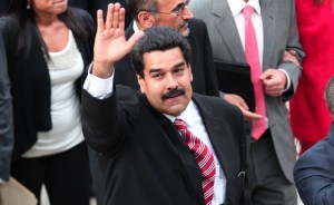 Maduro llama a los malandros y asesinos a “hacer patria”