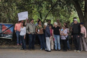 Vecinos protestan construcción de Clínica en La Boyera (Fotos)