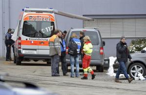 Muertos y heridos graves en un tiroteo en una fábrica en Suiza