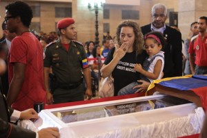 Ofrecieron misa a Hugo Chávez en capilla ardiente