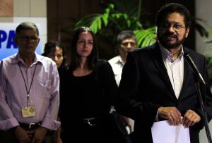 Farc y Colombia reanudan diálogo de paz en Cuba
