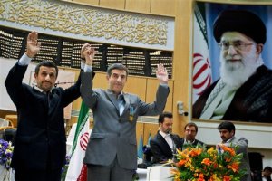Ahmadinejad impulsa a su sucesor