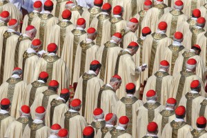 Cinco cardenales se oponen al divorcio y a las segundas nupcias