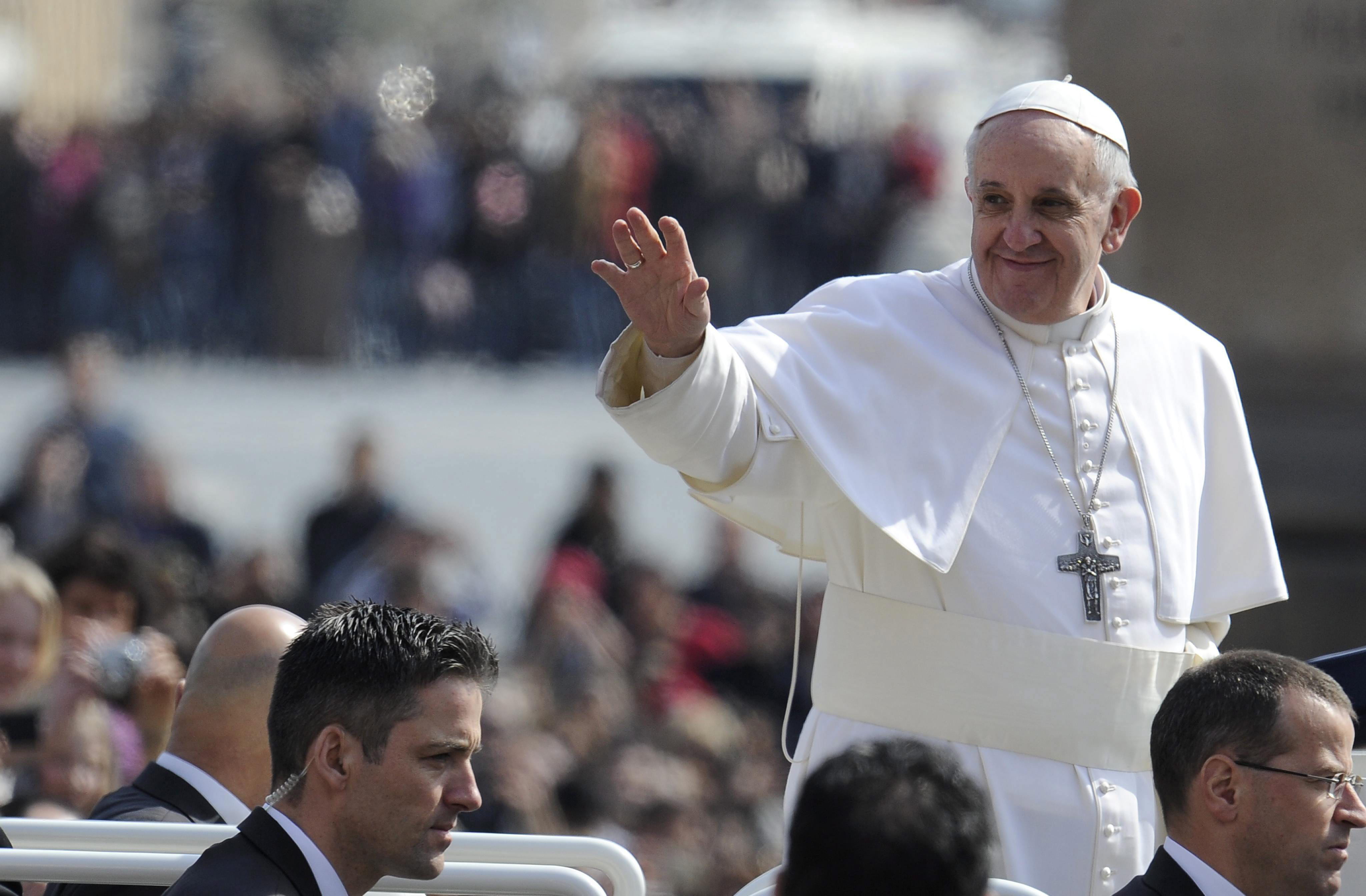 Papa Francisco hará su primer viaje fuera de Roma