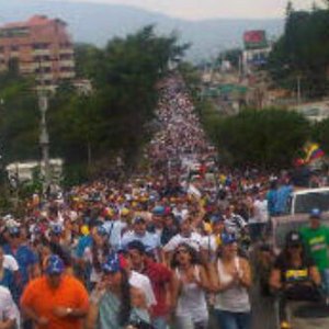 Estudiantes del Táchira marcharon hasta la sede del CNE