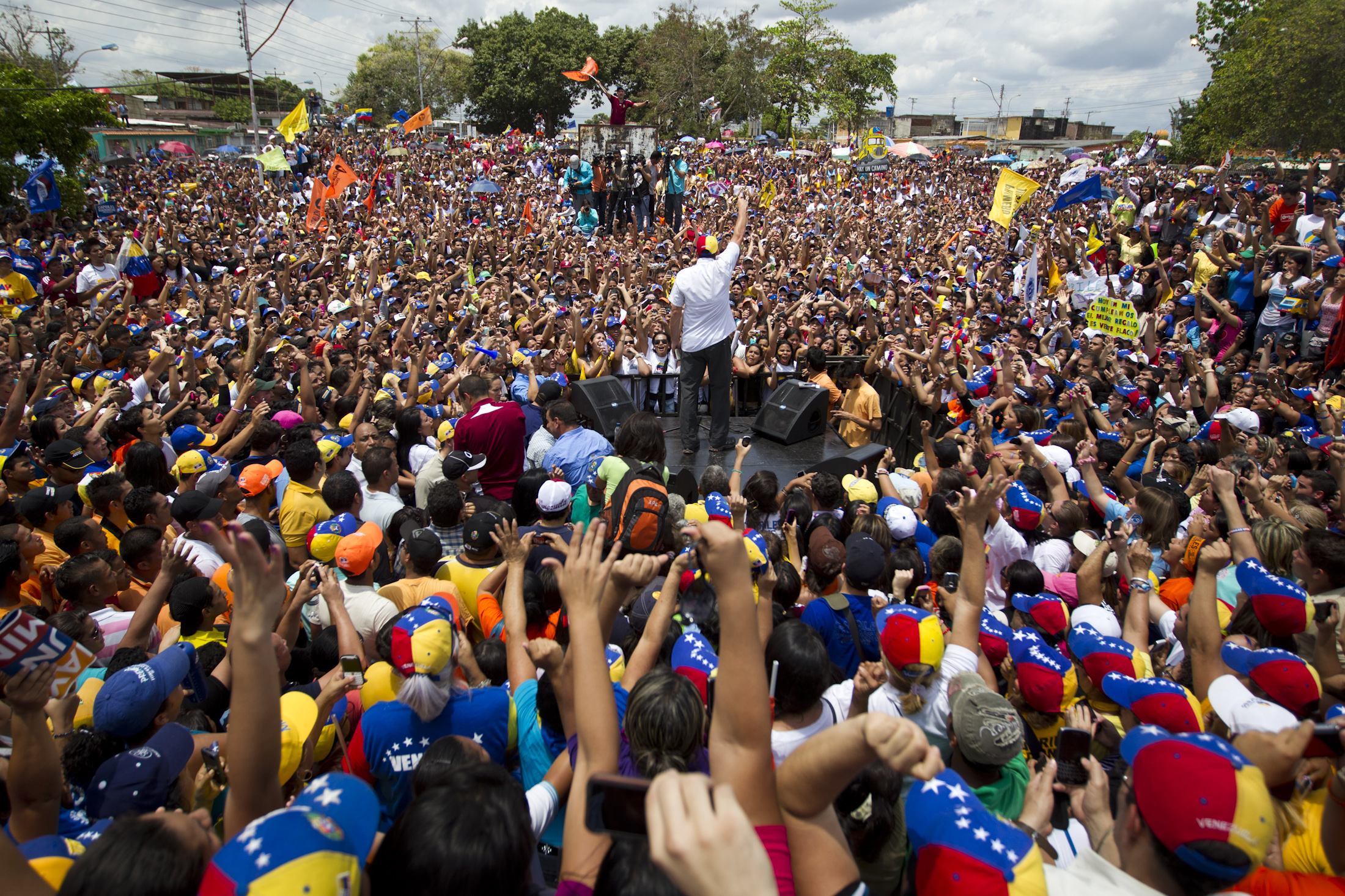 Capriles: Acá no están gobernando, sino que están destruyendo a Venezuela