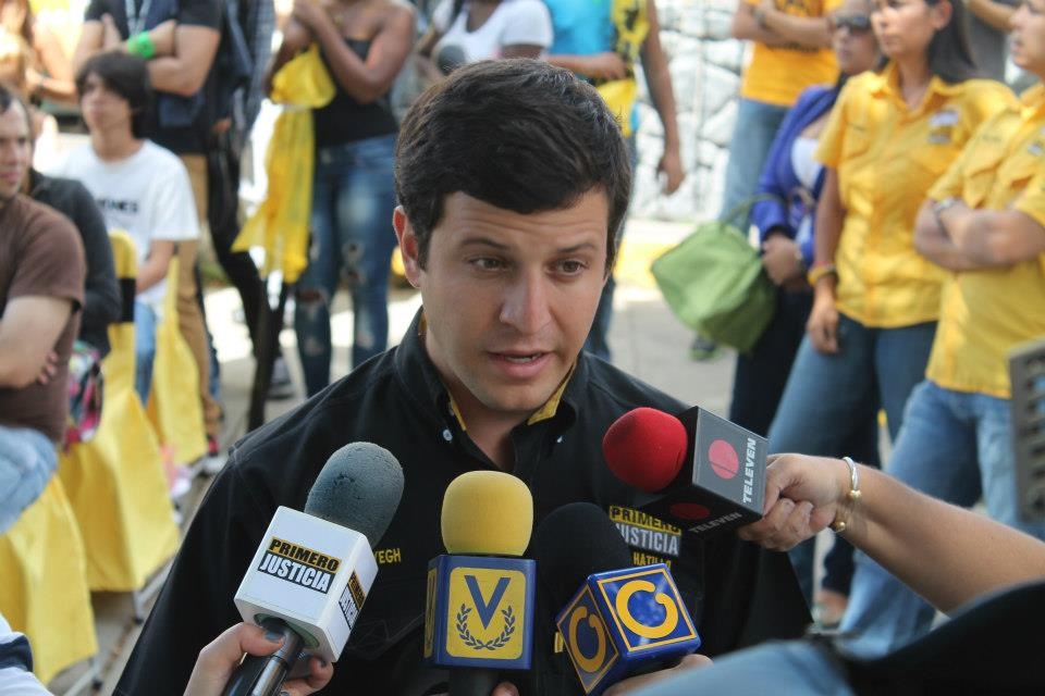 Elías Sayegh: No descansaremos buscando voto a voto para que Capriles sea nuestro próximo Presidente